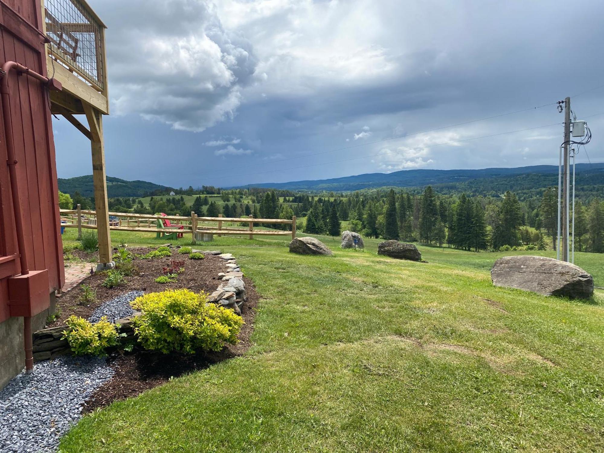 The Wildflower Inn Lyndonville 外观 照片